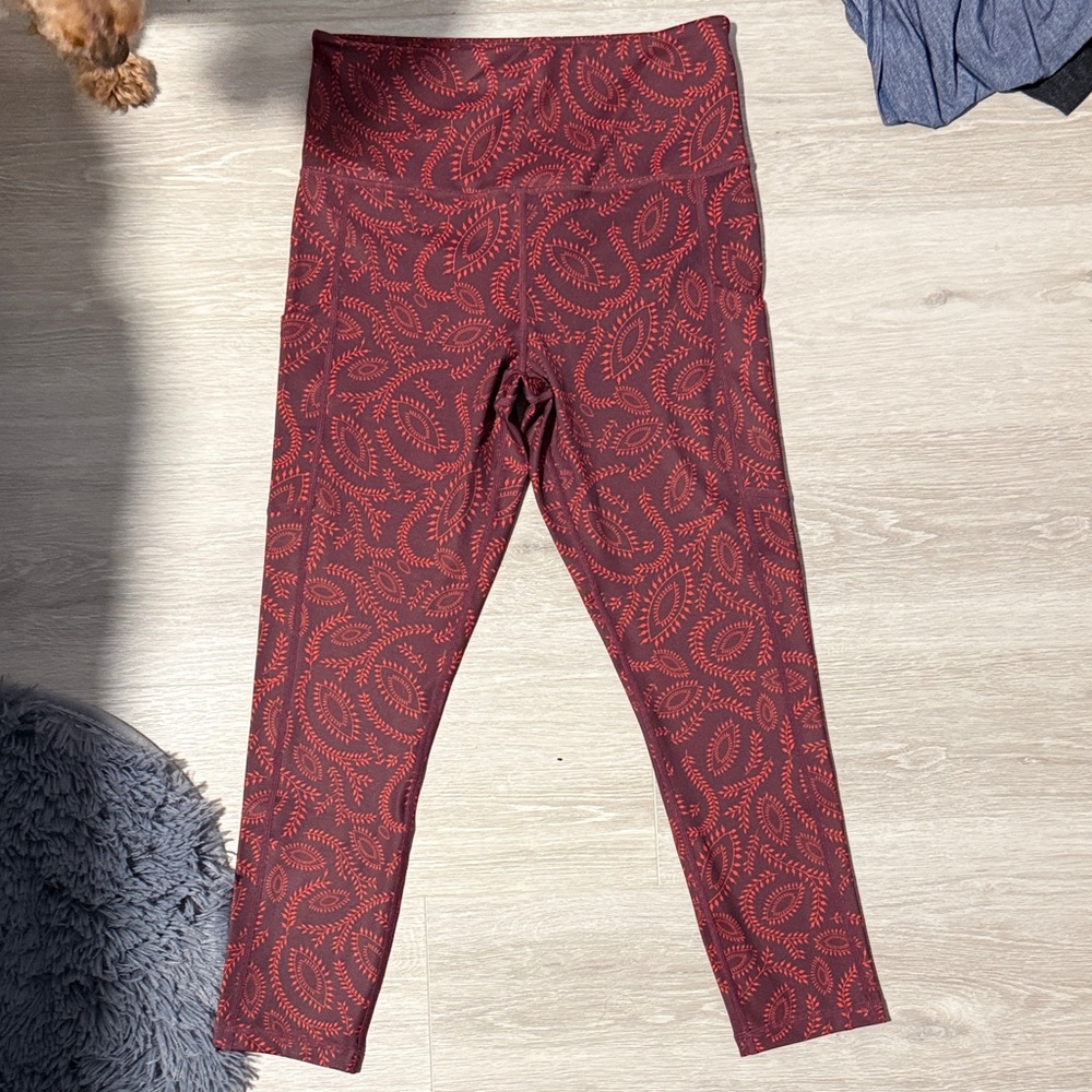 Elegant Red Paisley Patterned Women's Leggings ZYIA - size 8-10